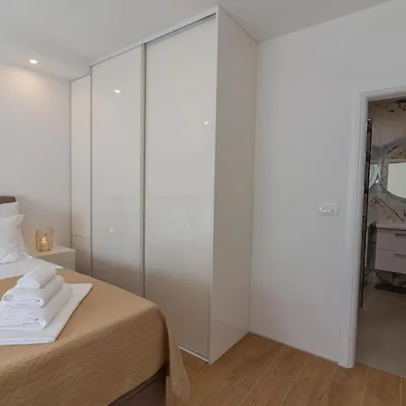 Luxury Ms022, - Makarska